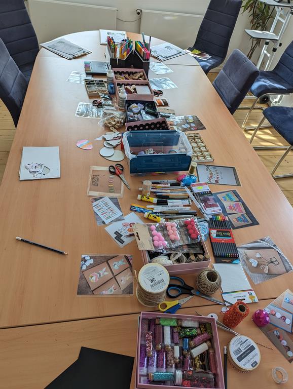 Material-/Arbeitstisch